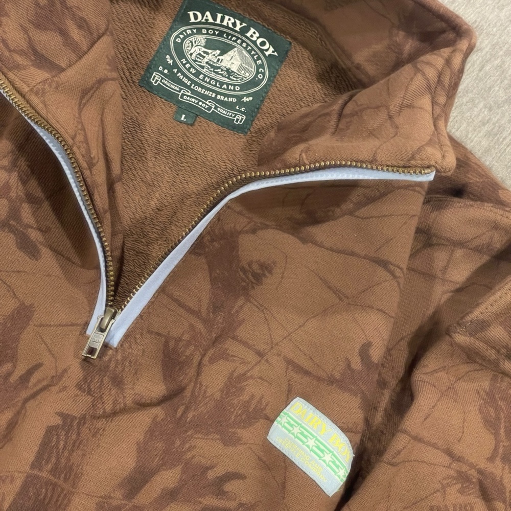 NWT Dairy Boy’s Lowcountry Camo Half-zip Fleece - Picture 2 of 4